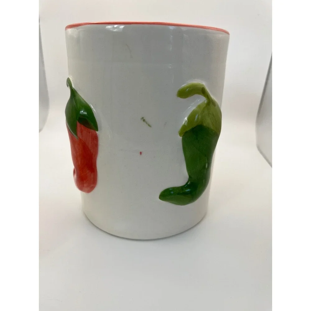 Sap trading co, Chili Pepper Kitchen Canister 3D Raised Relief White Jar 7in vnt